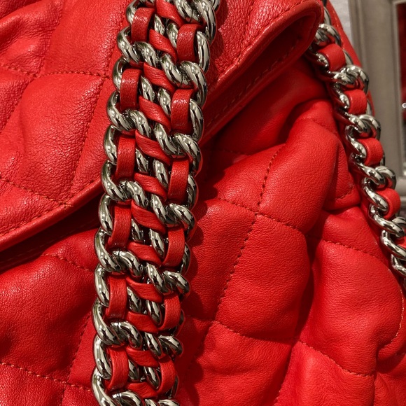 Chanel chain around hobo - Picture 11 of 13